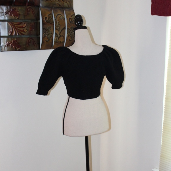 Urban Outfitters,Y2k Bernadette puff sleeve cropped sweater - Picture 3 of 12